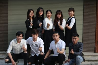 ĐỘI NGŨ NHÂN VIÊN VHV