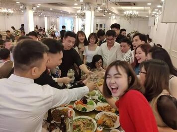 Bữa tiệc đầm ấm cuối năm