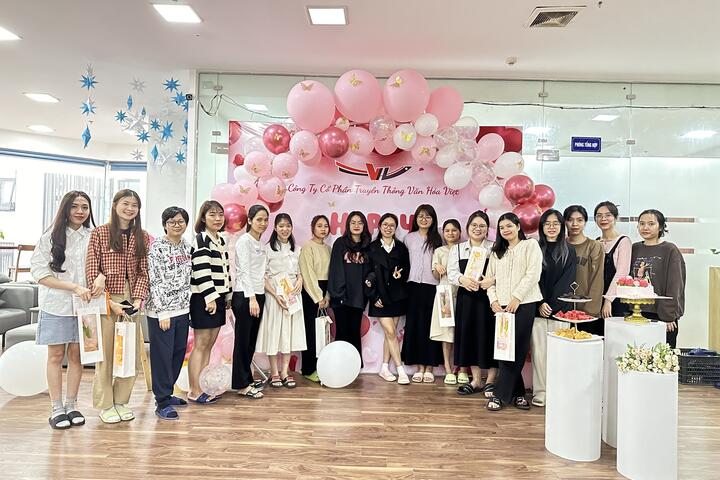 HAPPY WOMEN'S DAY 08/03/2024