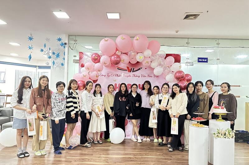 HAPPY WOMEN'S DAY 08/03/2024